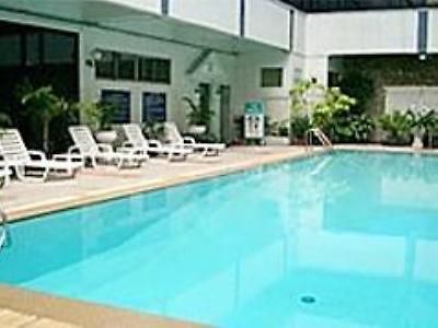 Holiday Mansion Hotel バンコク都 エクステリア 写真